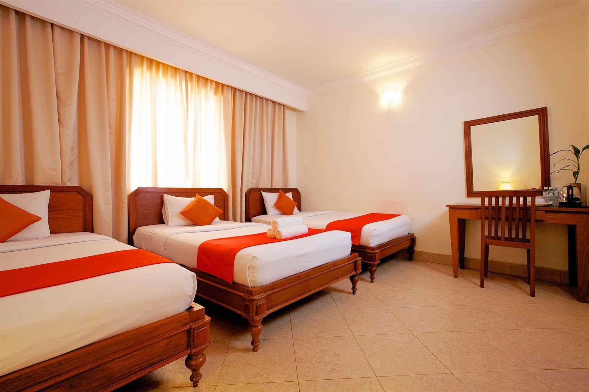 Forest King Hotel II Ciudad de Siem Riep Exterior foto